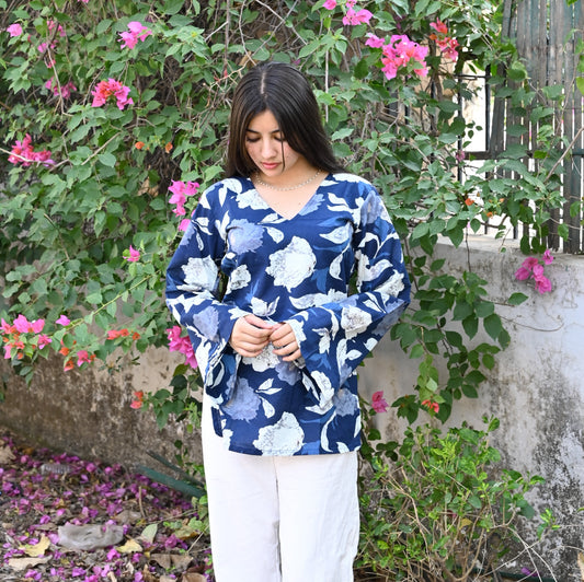LILY - Bell Sleeve
