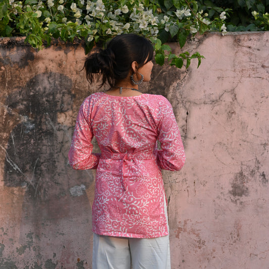 MISHTI - Adjuster Back 90s Kurti