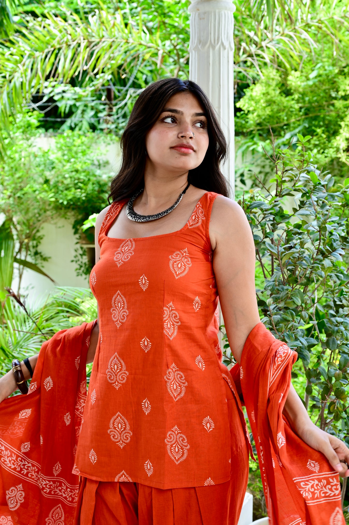 ESHNOOR Farshi Set