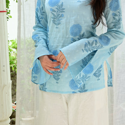 KASHVI Bell Sleeves Kurti