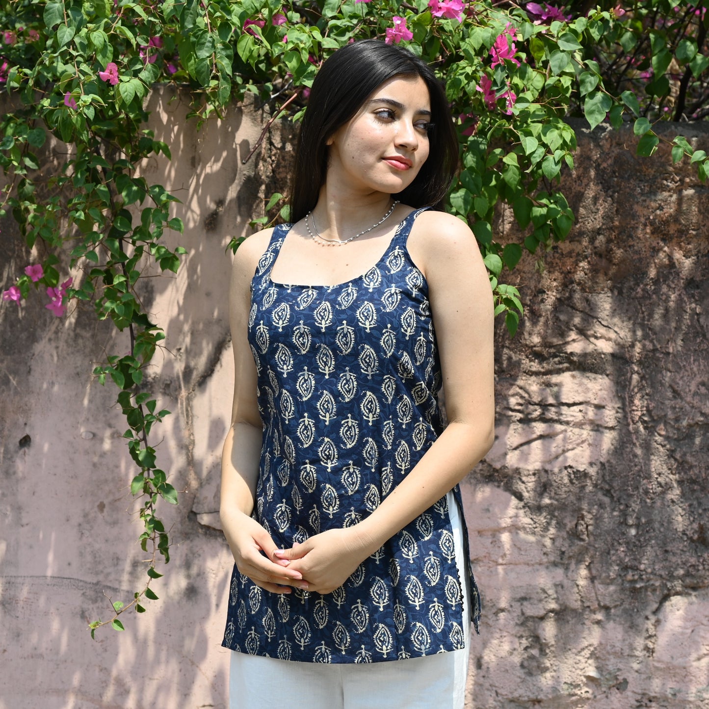 LAYA-CUT SLEEVES KURTI