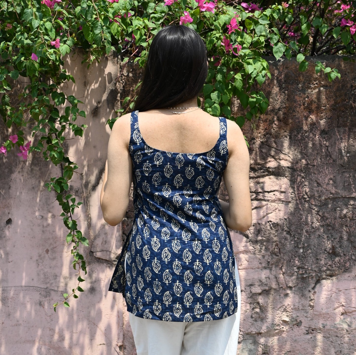 LAYA-CUT SLEEVES KURTI