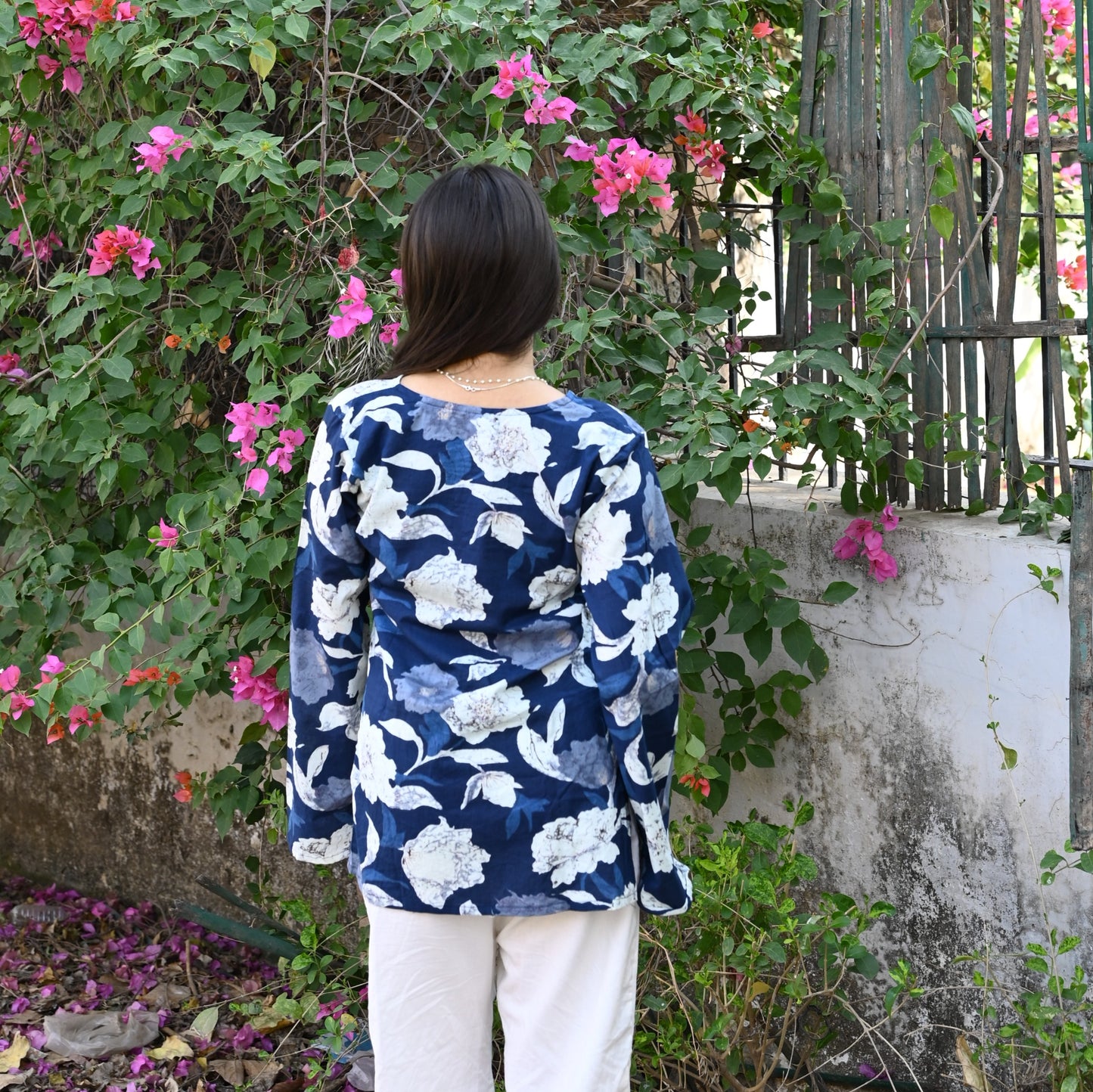 LILY - Bell Sleeve