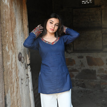 TARA-SCOOP V NECK KURTI