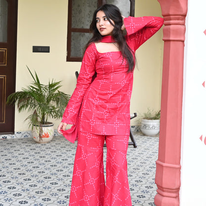 KAREENA - 90's Style Three Piece Set