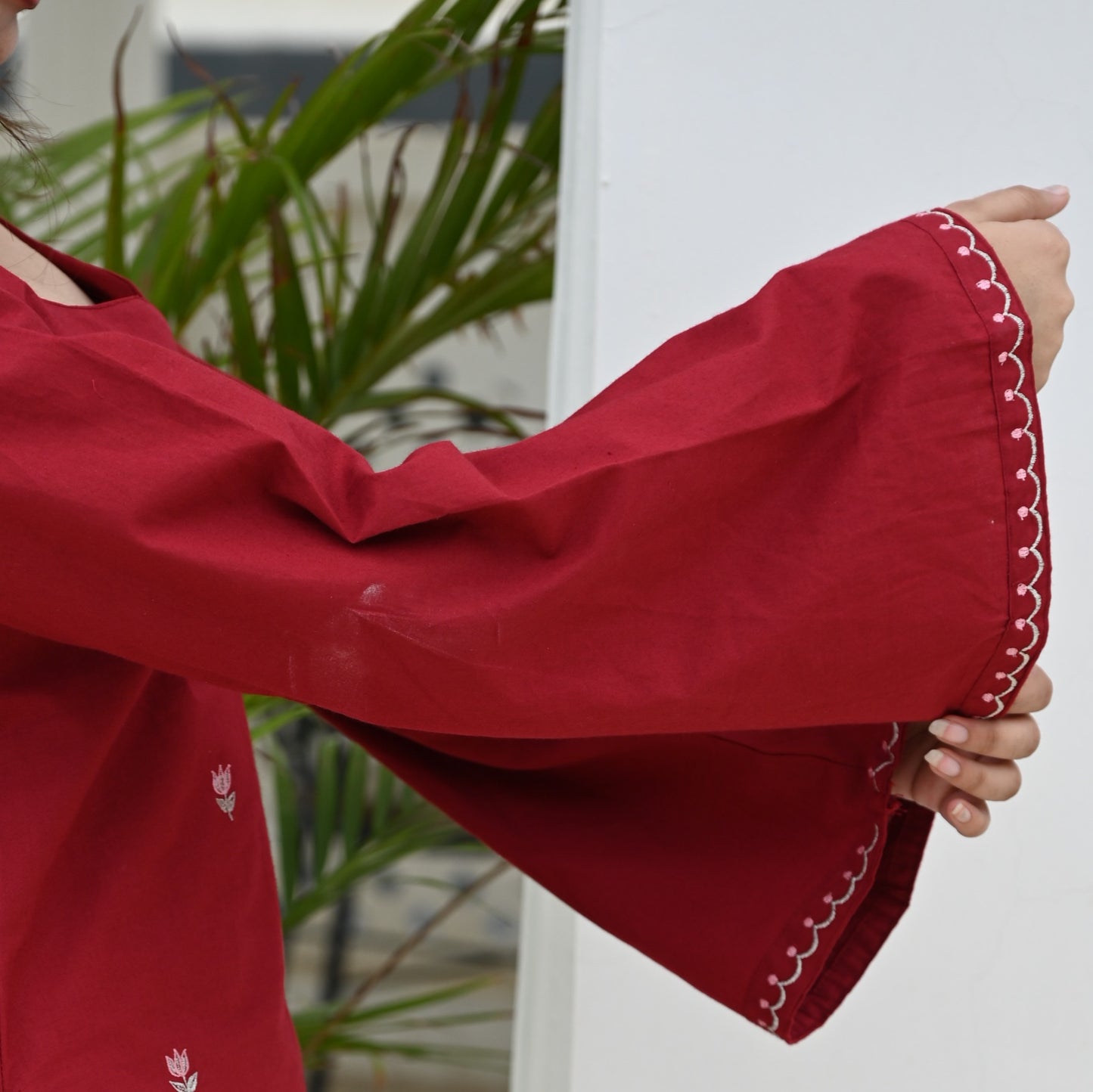 GULNAAR Embroidered Kurti