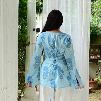 KASHVI Bell Sleeves Kurti