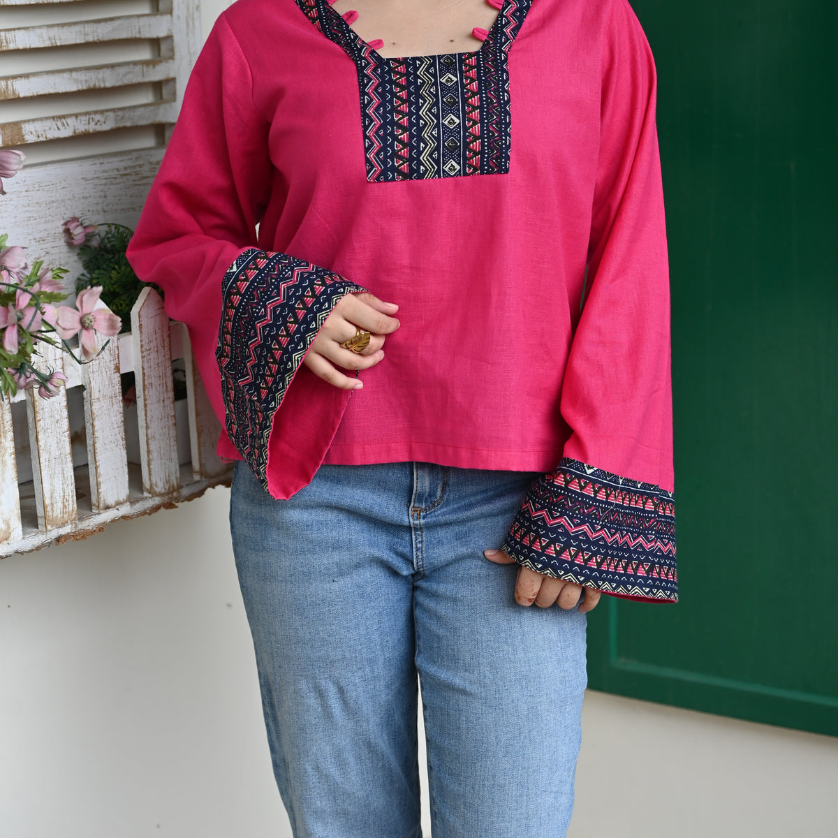 NAZAKAT Boxy Top