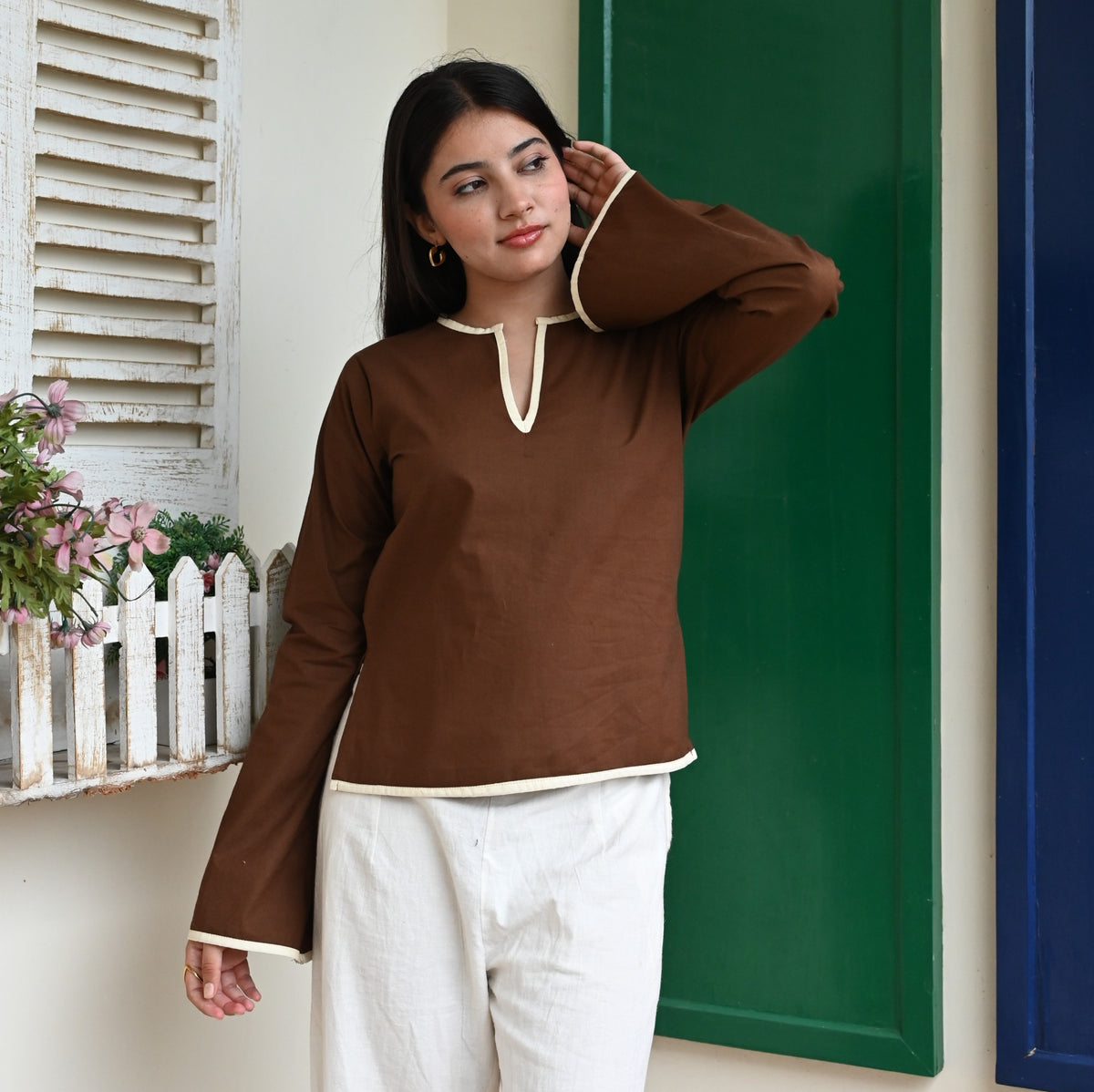 CINNAMON Bell Sleeves Top
