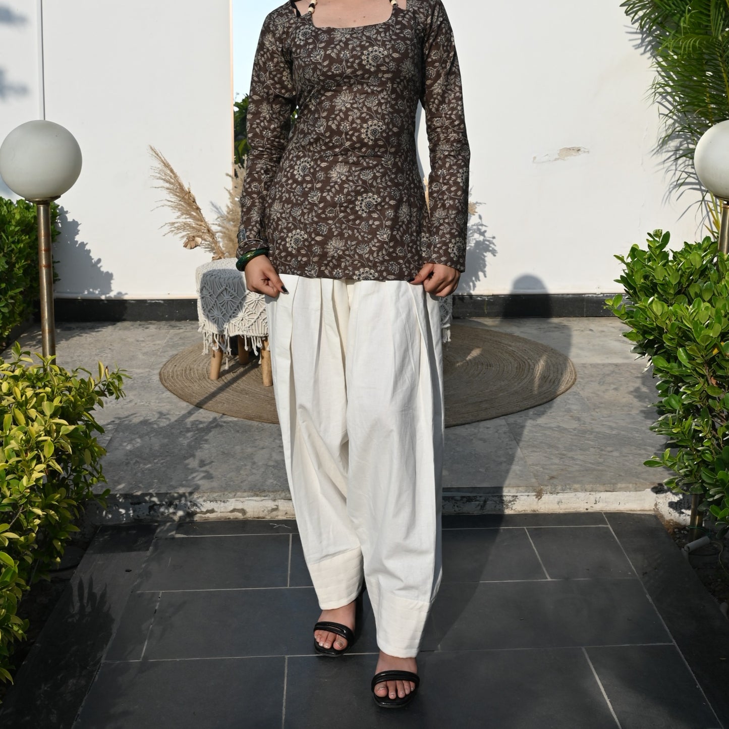 FARSHI SALWAR by FC