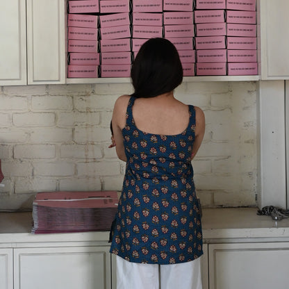 NEERJA-Strap Kurti