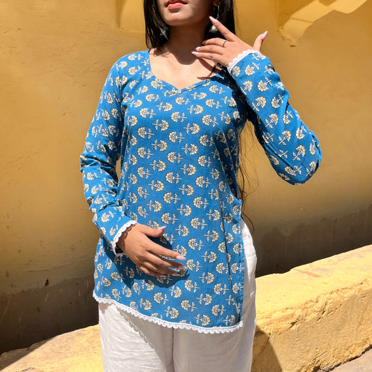 ZIANA - Sweetheart Neck