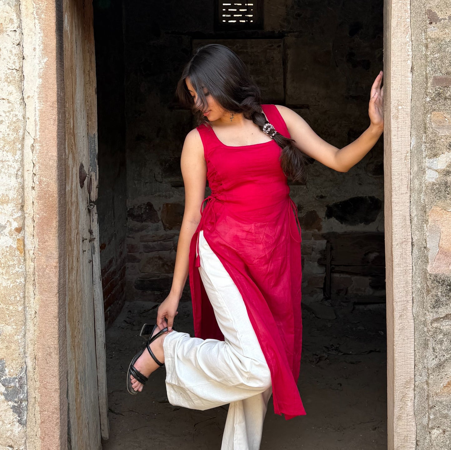 NAAZ-LONG MULMUL KURTA