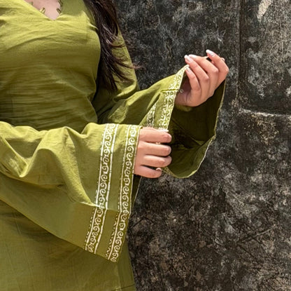 RUTVI  Corset Back Kurti
