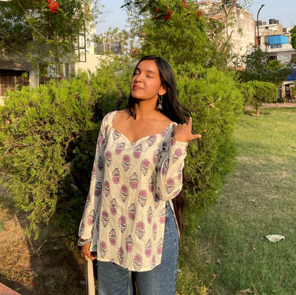 SIA - Sweetheart Neck