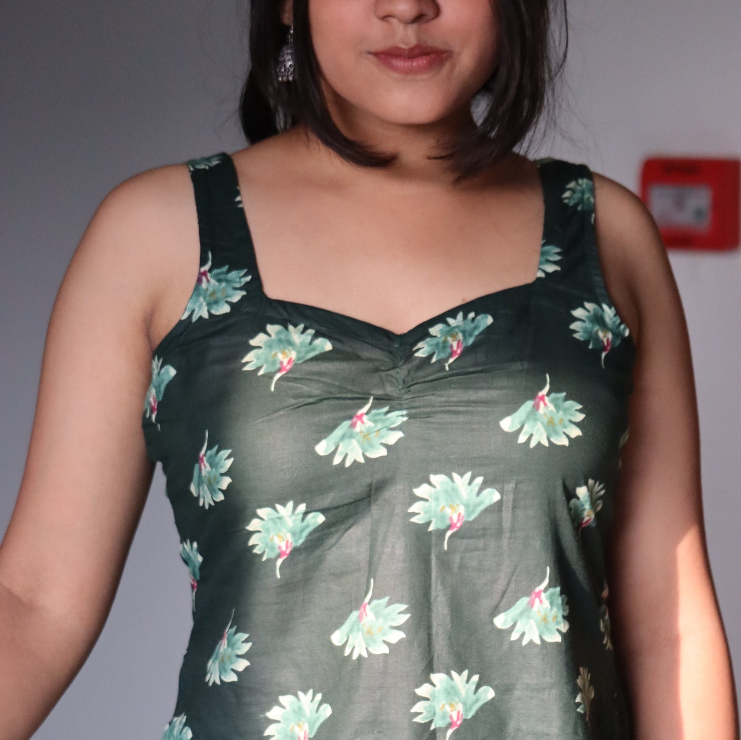 PANKH - Sweetheart Neck