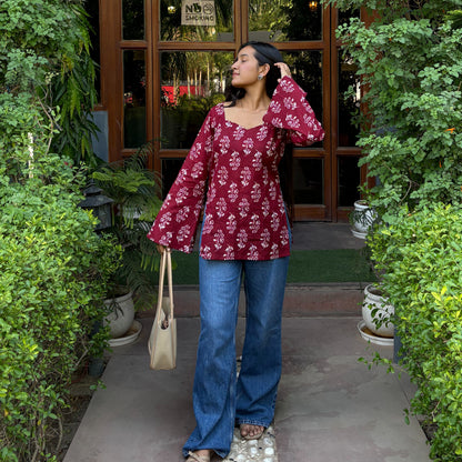 SANA - Sweetheart Neck