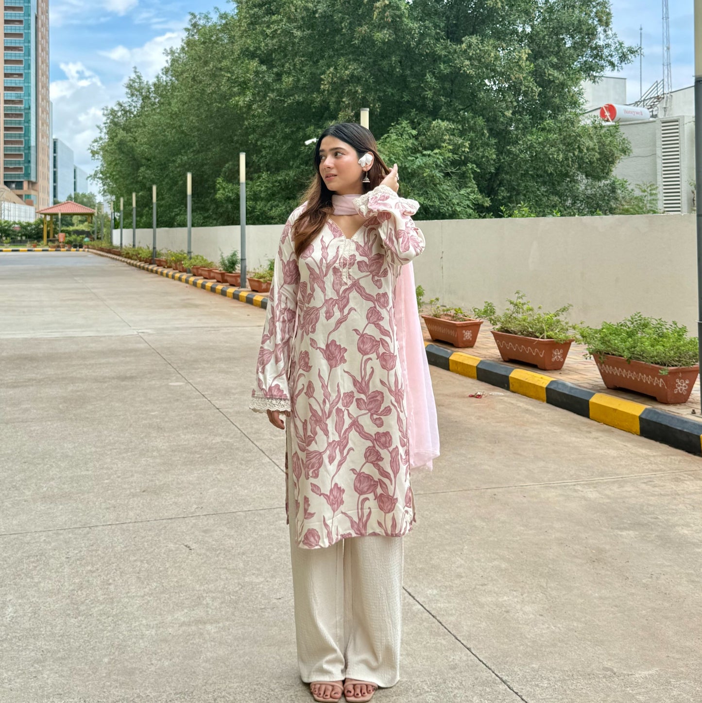 ZYRA - Pakistani Style